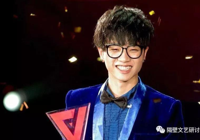 【头条新闻】“x-Poker怎么让牌变得好些”-揭秘开挂教程分享